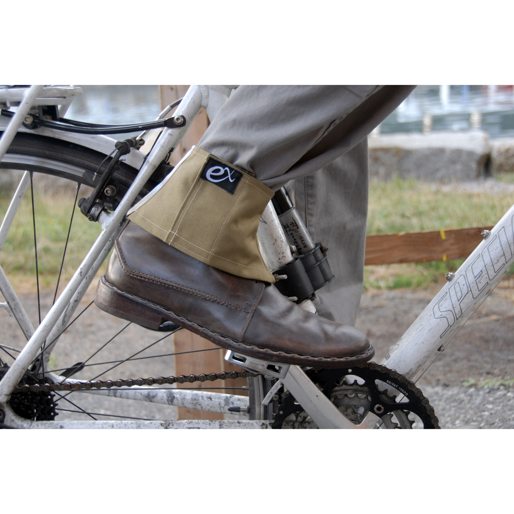 Leg Shield Bike Trouser Protector  Completely Protects Cyclists Trousers  from Grease and Chain Unlike Existing Straps and Clips  Comfortable Snug  Fit Easy OnOff 1 Unit  Amazoncouk Automotive